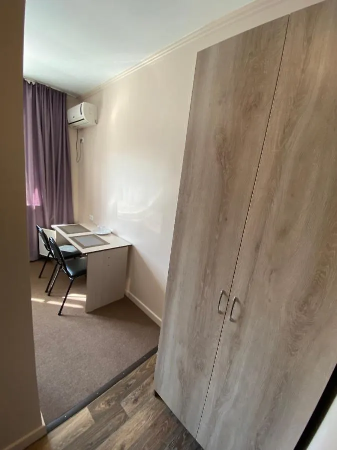 Ulpan Mini Hotel 아스타나 B&B